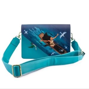 💕Sale💕 Loungefly Pocahontas Just Around the Riverbend Crossbody Bag